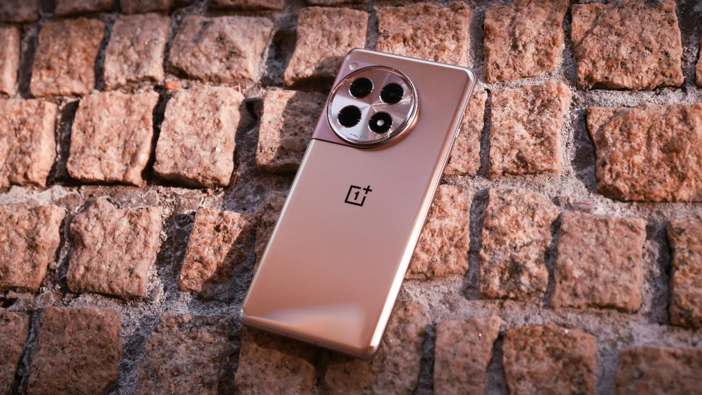Смартфон з вентилятором. OnePlus Ace 7 може отримати активне охолодження з двома повітряними потоками
